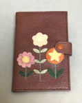 05001-06 No.05001-06おくすり手帳ケース(茶に草花)