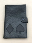 No.05001-11おくすり手帳ケース(黒にトランプ柄)